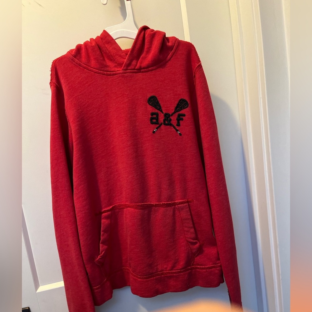 Abercrombie kids lacrosse cotton hoodie size XL unisex. 

Red & navy.